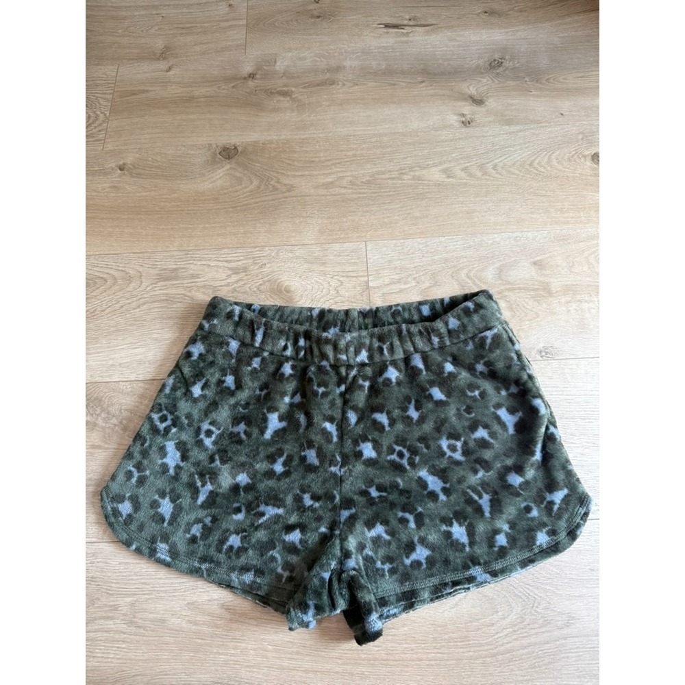 EUC Aerie Fuzzy Pajama Shorts Lounge Fleece Cheetah Leopard animal print size M